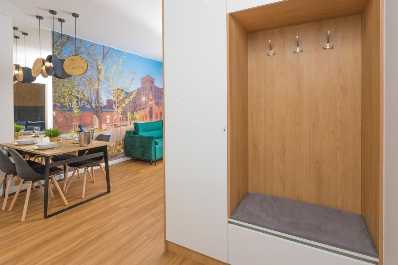 Royal Manu Apartment Netflix 罗兹 外观 照片