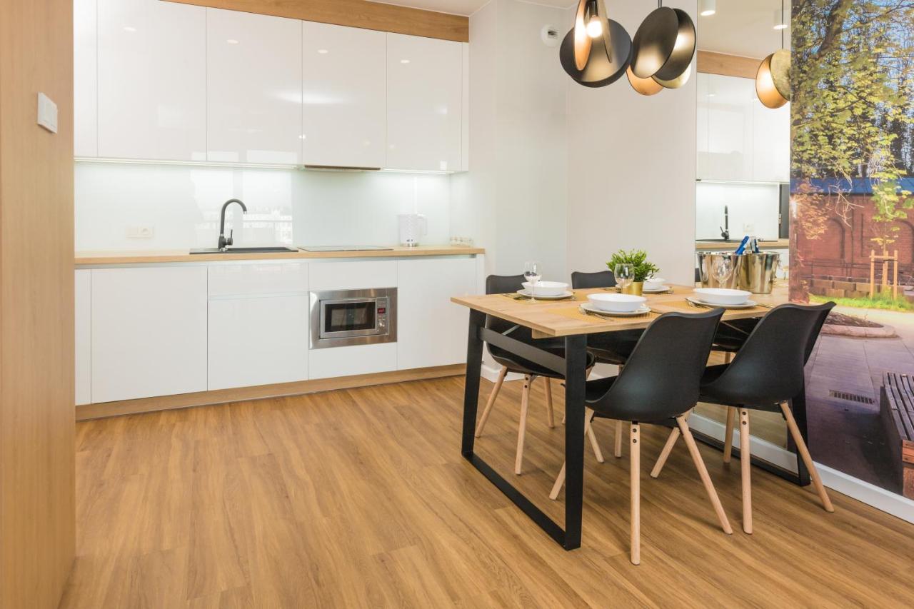 Royal Manu Apartment Netflix 罗兹 外观 照片
